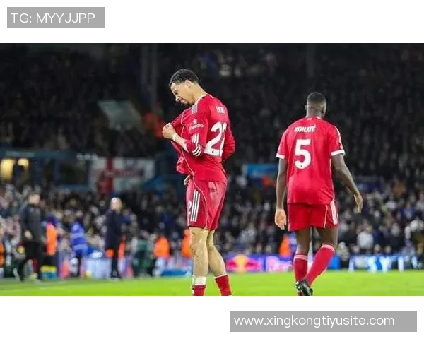 内维尔分析斯洛特与萨拉赫关系是否已彻底修复与和解